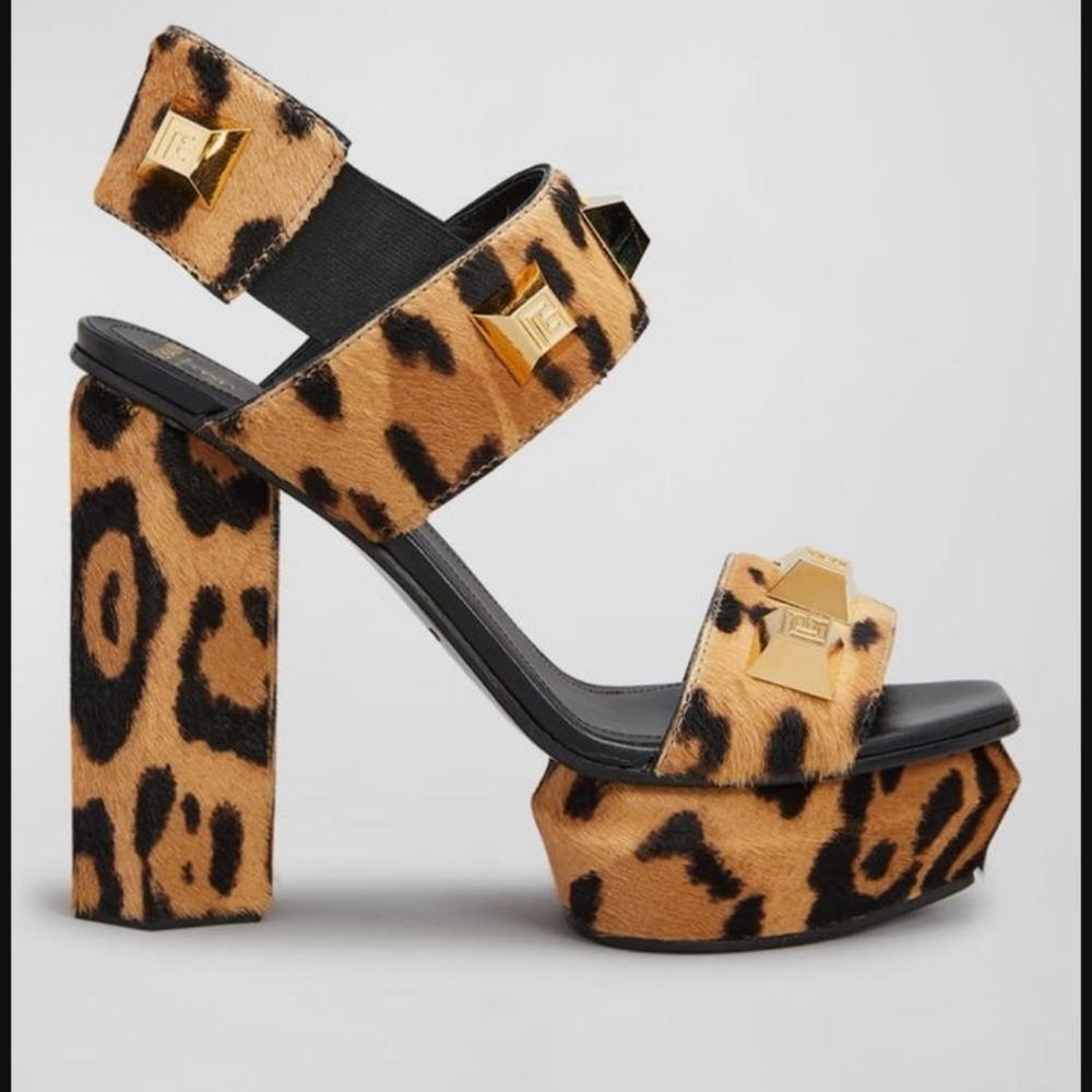 Brand new Balmain Heels - Picture 2 of 8